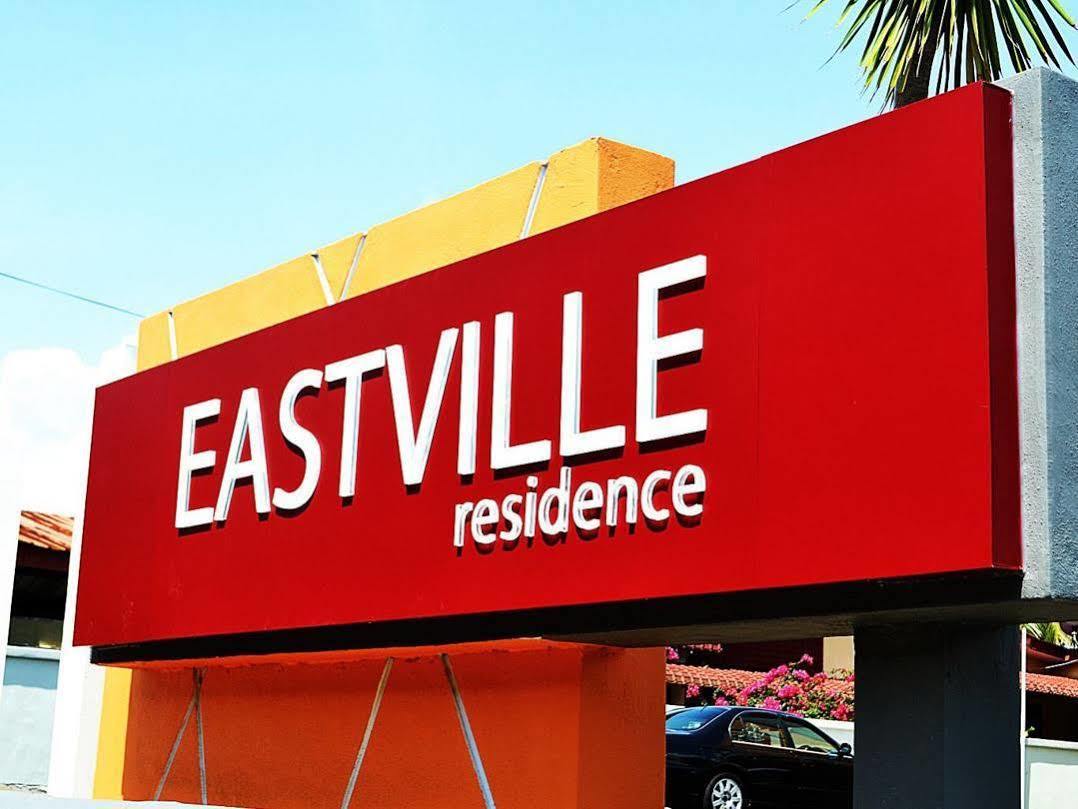 Eastville Residence Куантан Екстер'єр фото